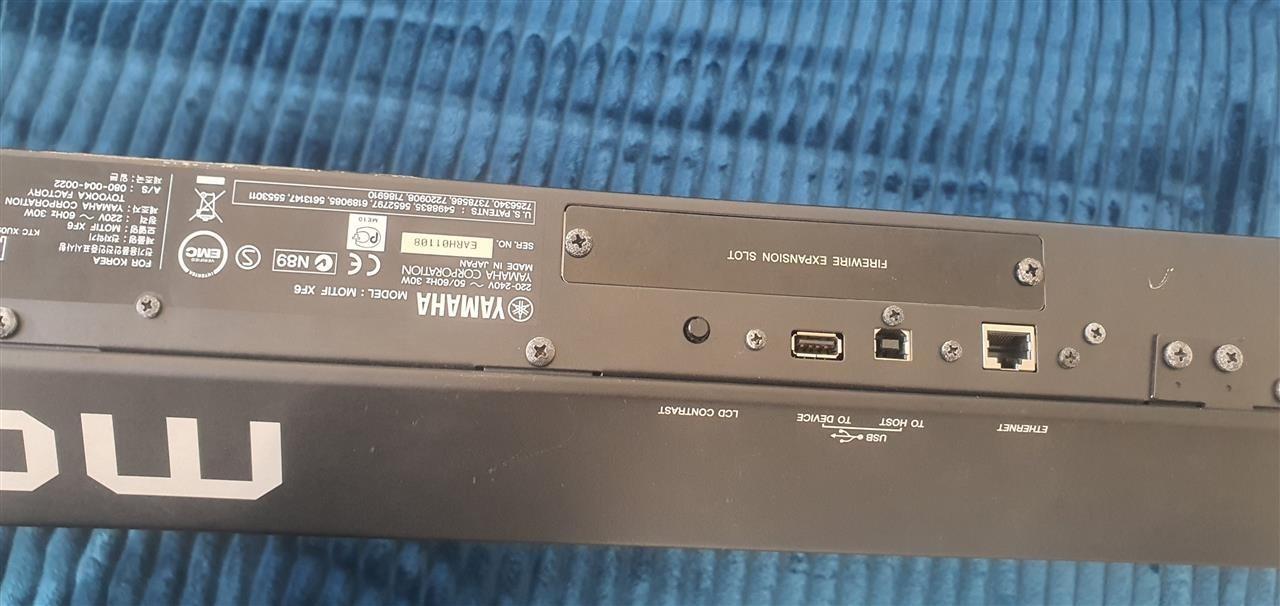 Yamaha-XF6-512Mgb