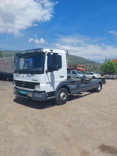 Atego 8 16