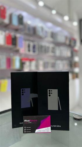 Samsung S24 Ultra 256/12GB - Novi Nekoristeni- 24M.Garancija