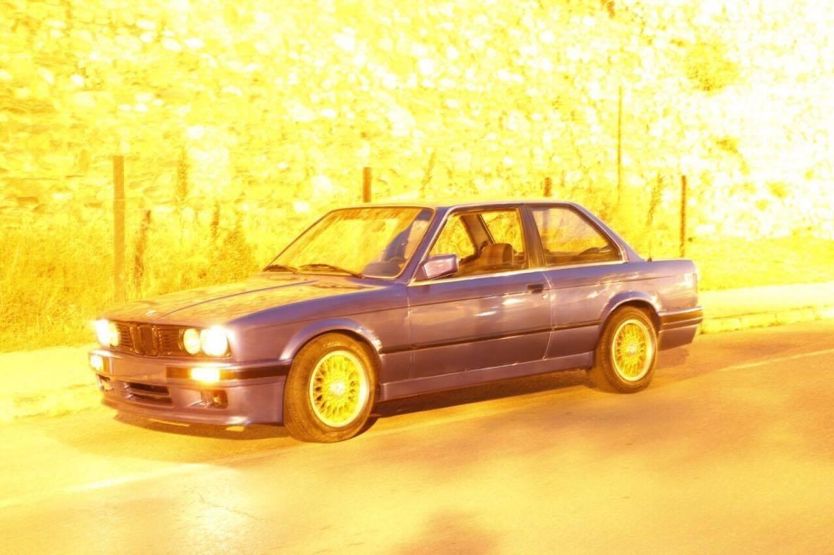 BMW-320-e30--83