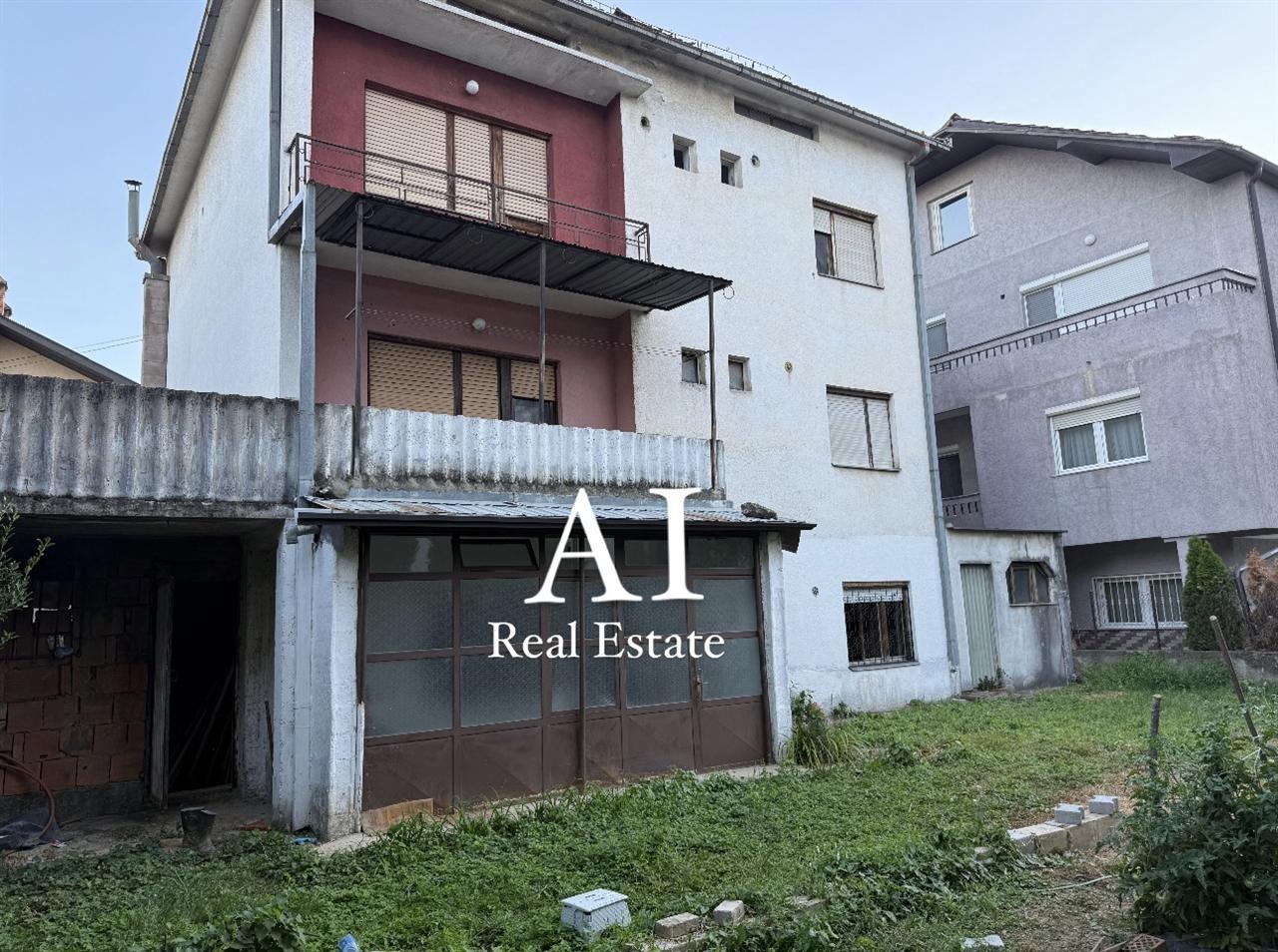AIRealEstate-prodava-kuqa-so-dvor-vo-Reçica