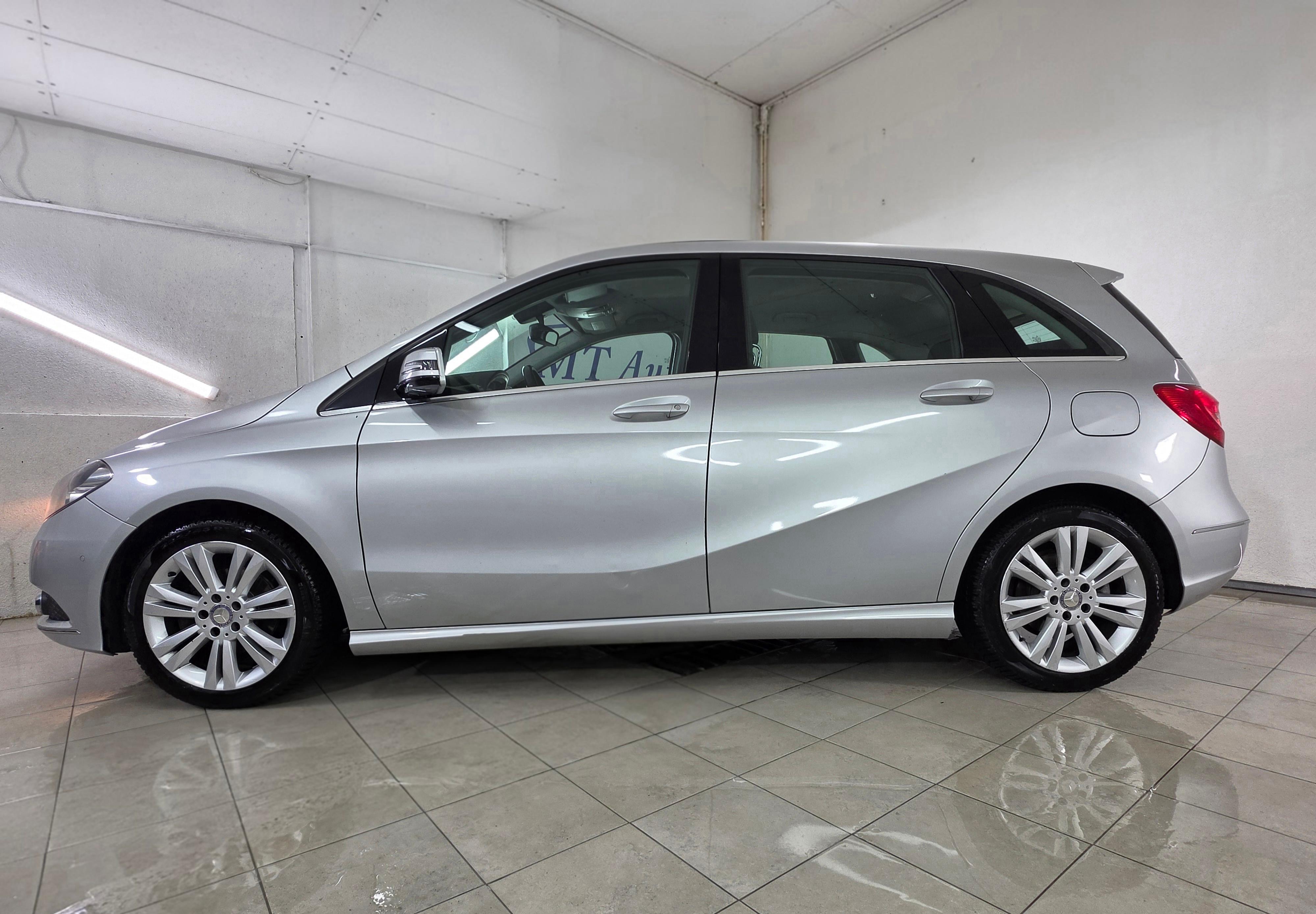 MERCEDES-B180-CDI-110-KS-EXCLUSIVE-NAVI-KAMERA---14-MT-Auto