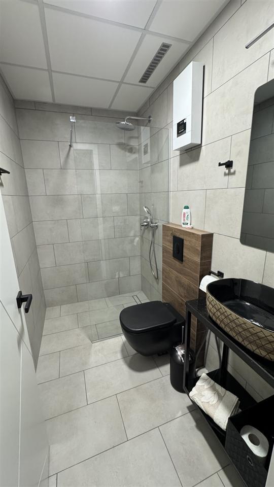 Se-izdava-luxuzen-stan-so-dzakuzi-vo-Centar