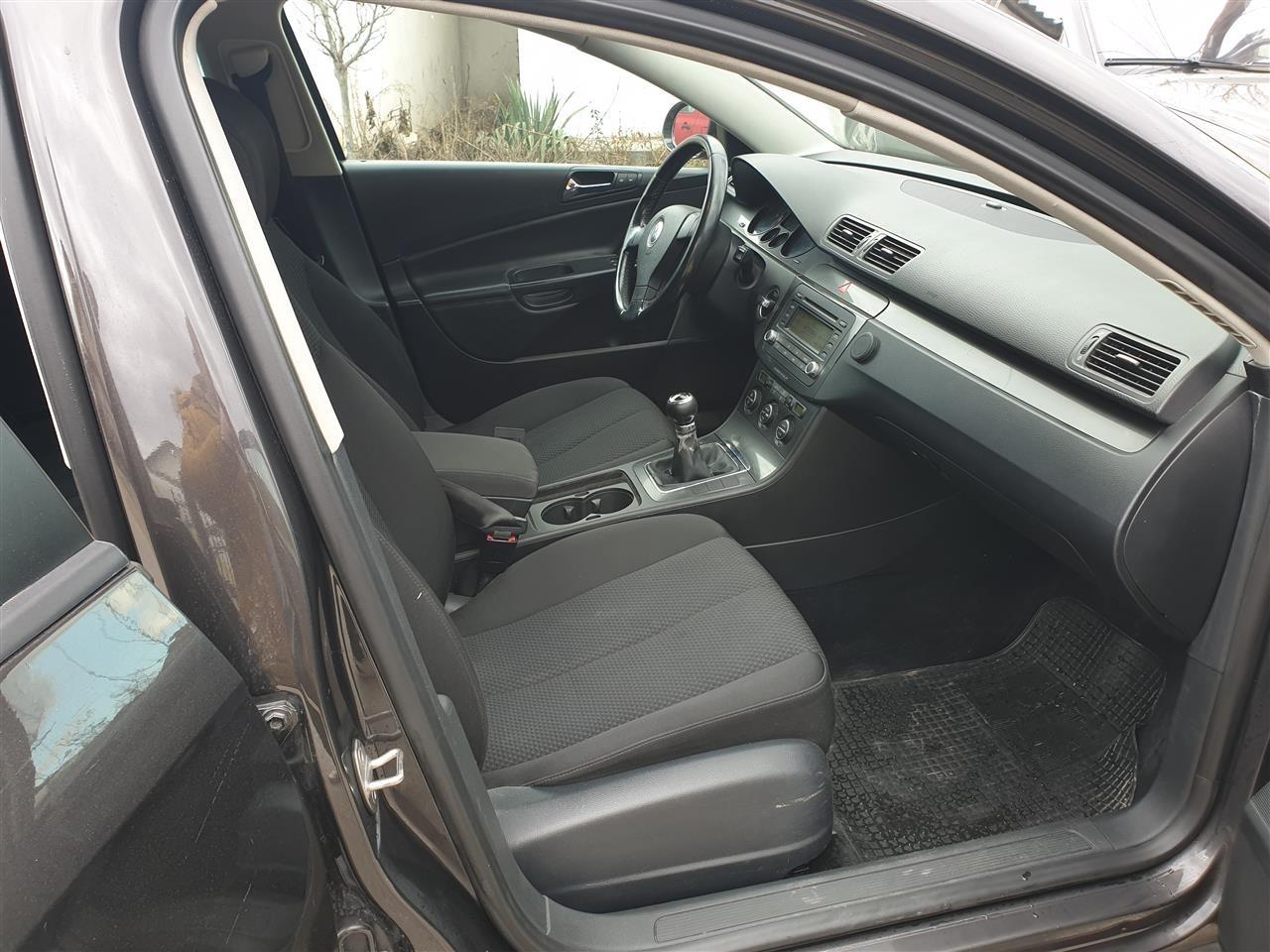 VW-Passat--06-karavan