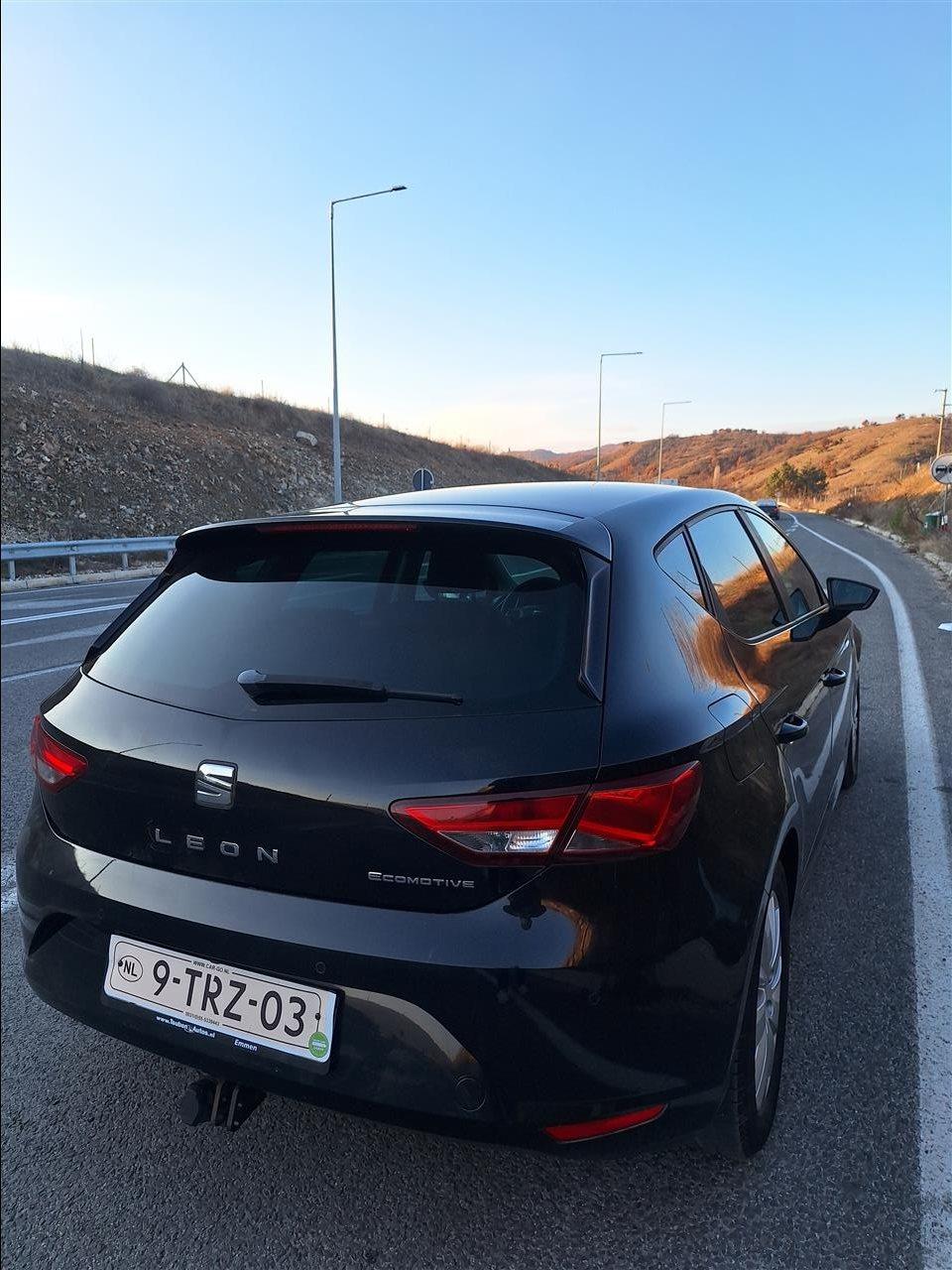 Seat-Leon--2014