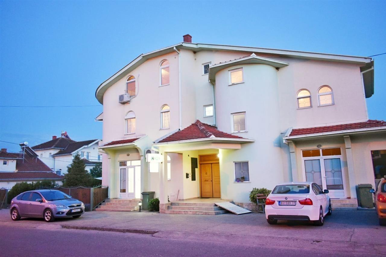 Se-izdavaat-apartmani-na-prizemje-vo-Gevgelija