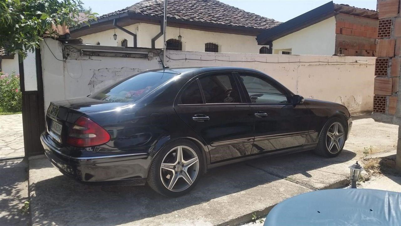 Mercedes-E200-Cdi--02