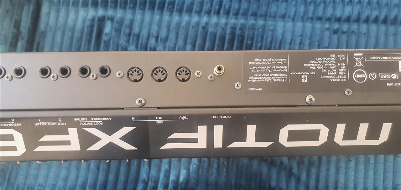 Yamaha-XF6-512Mgb