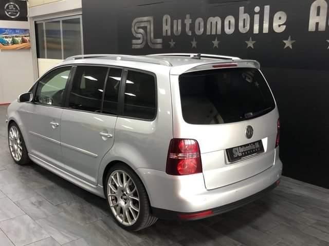 VW-Touran-2-0-TDI-