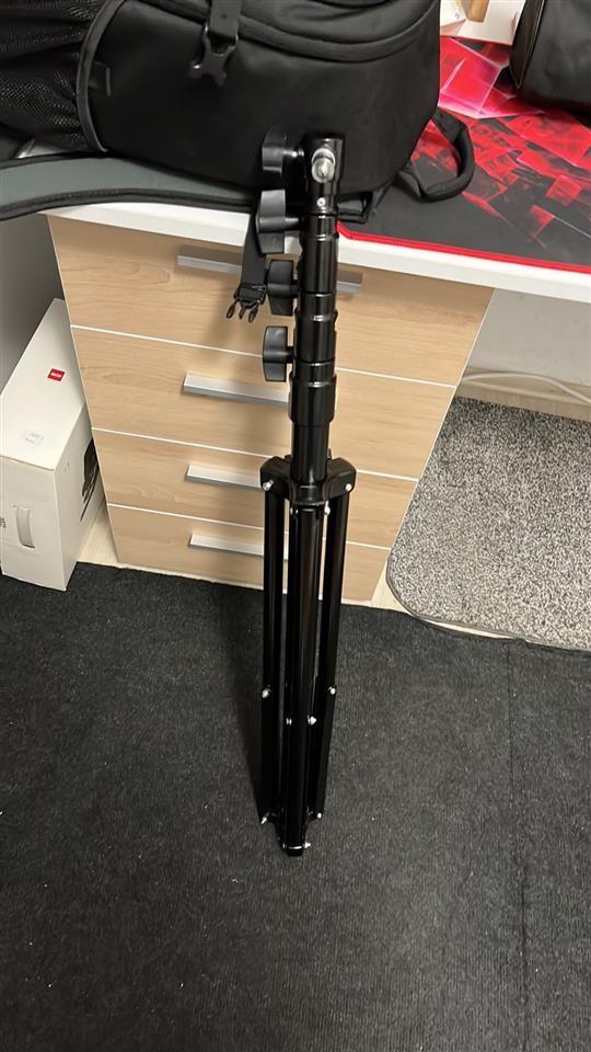 Oprema-za-slikanje-i-snimanje-Canon