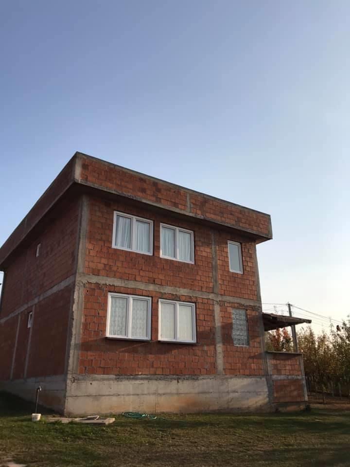 Shtëpia-169m2-me-11-ari-tokë-në-Prishtinë