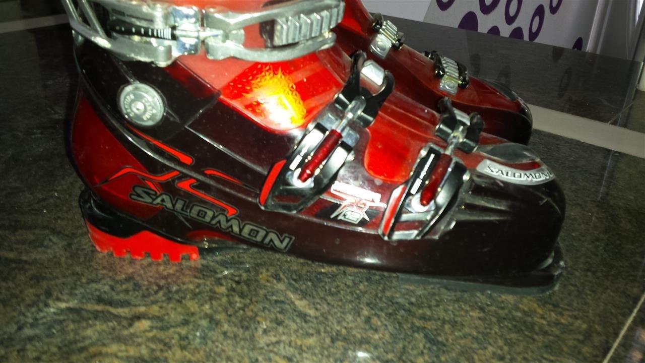 Salomon mission store rs 12