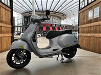 SKUTER VESPA GTS 300 super tech 2024