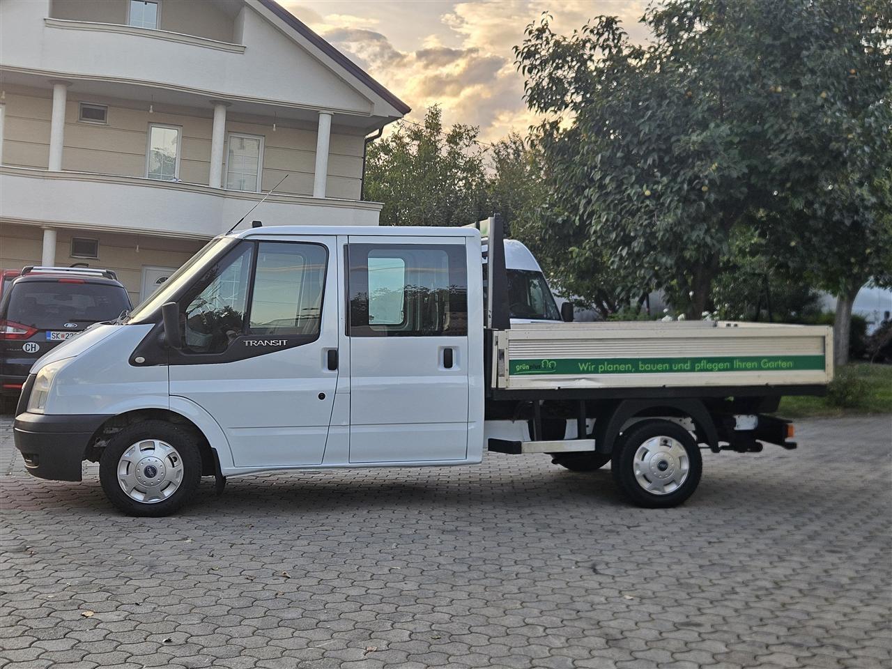 FORD-TRANSIT-2-2-TDCI-2010-GOD-7-SEDISTA-KAMJONETA