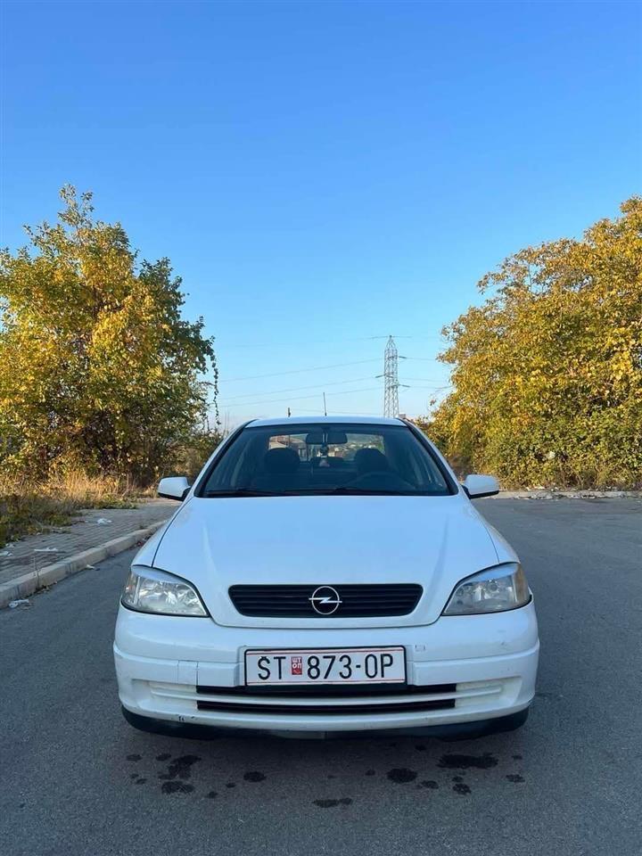 Opel-astra