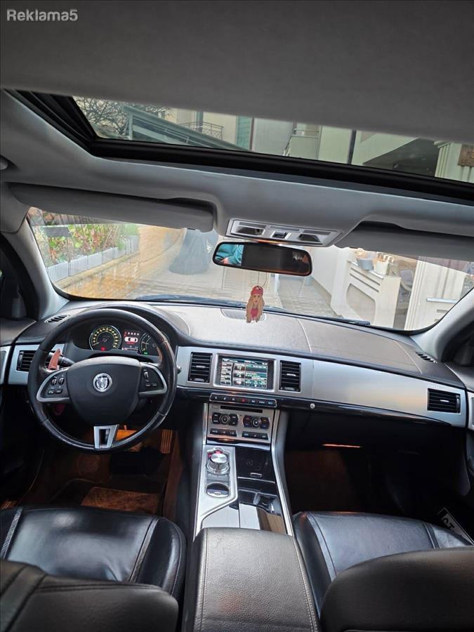 Jaguar-XF-2-2-Premium-Luxury