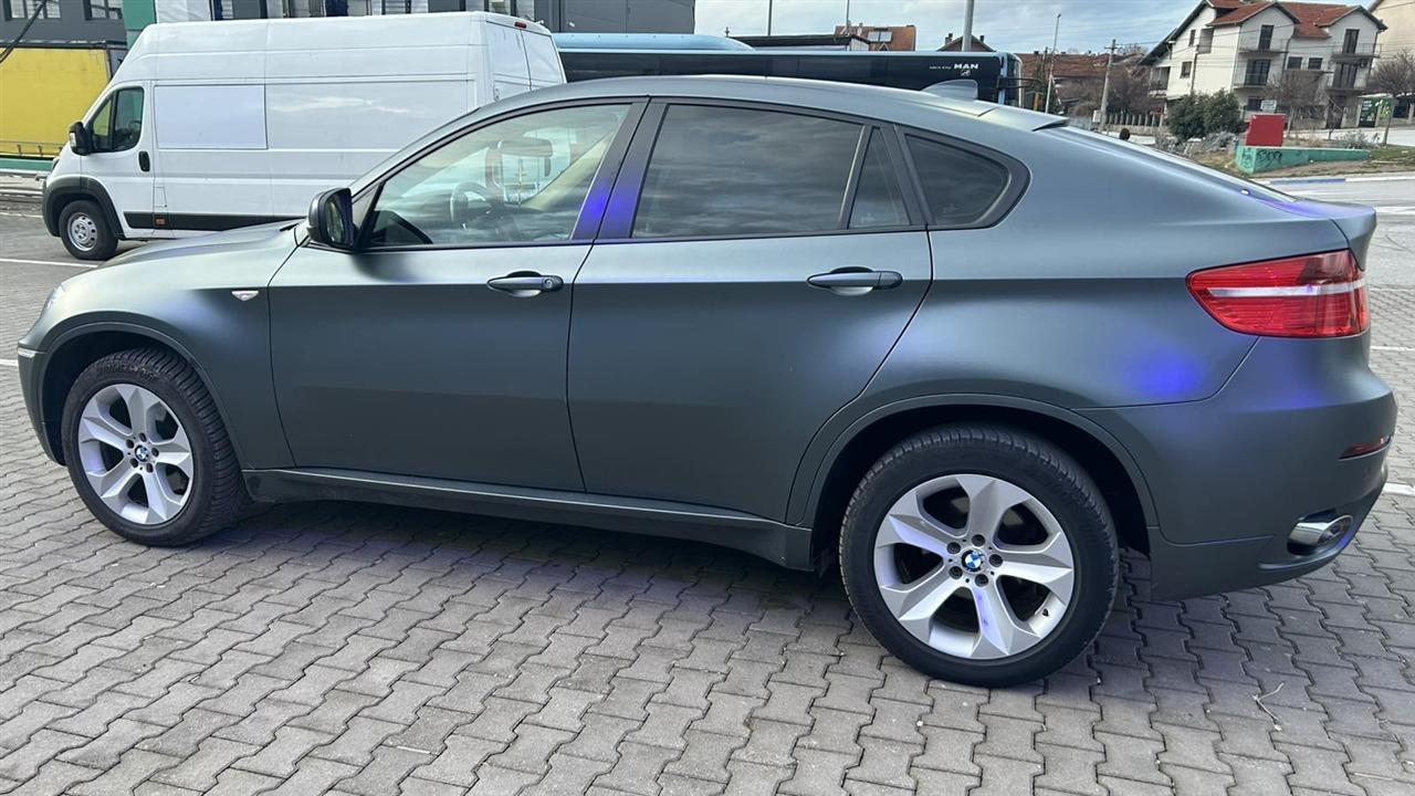 BMW-X6-306-PS-2010-год-МАТ-СИВА-ФАРБА