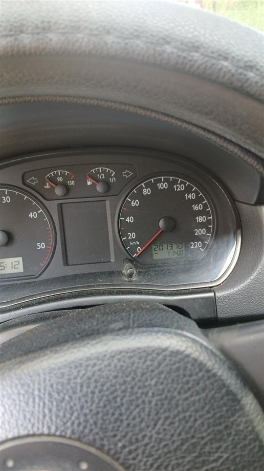 Se-prodava-VW-Polo-1-4-TDI