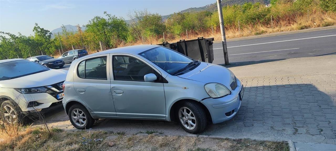 Yaris-2005-1-3
