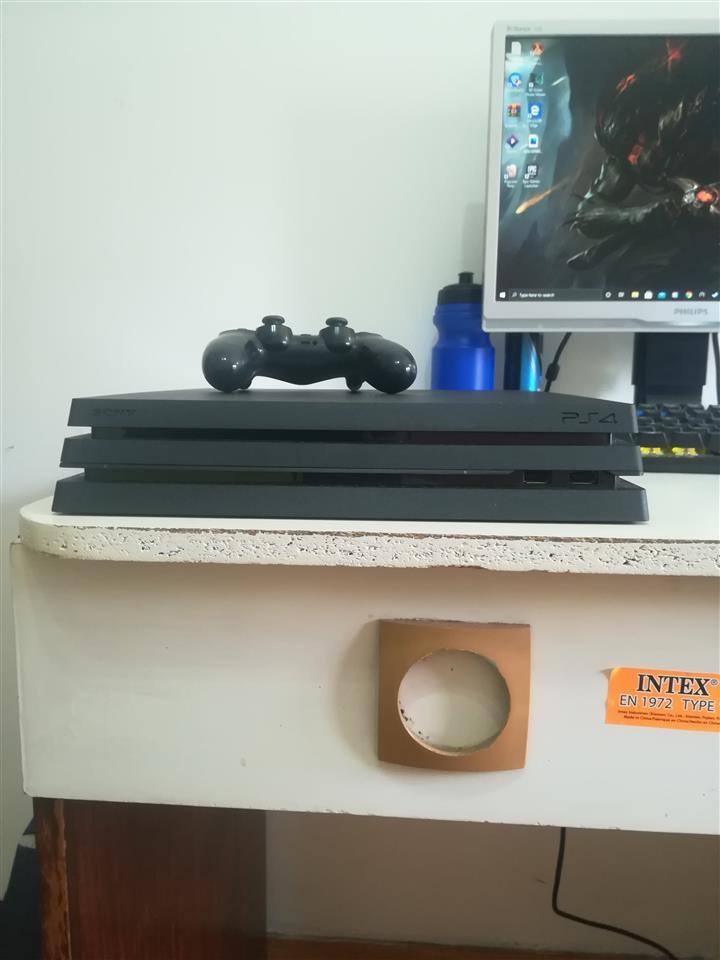 Ps4 Pro Fifa 19 Bundle Skopje