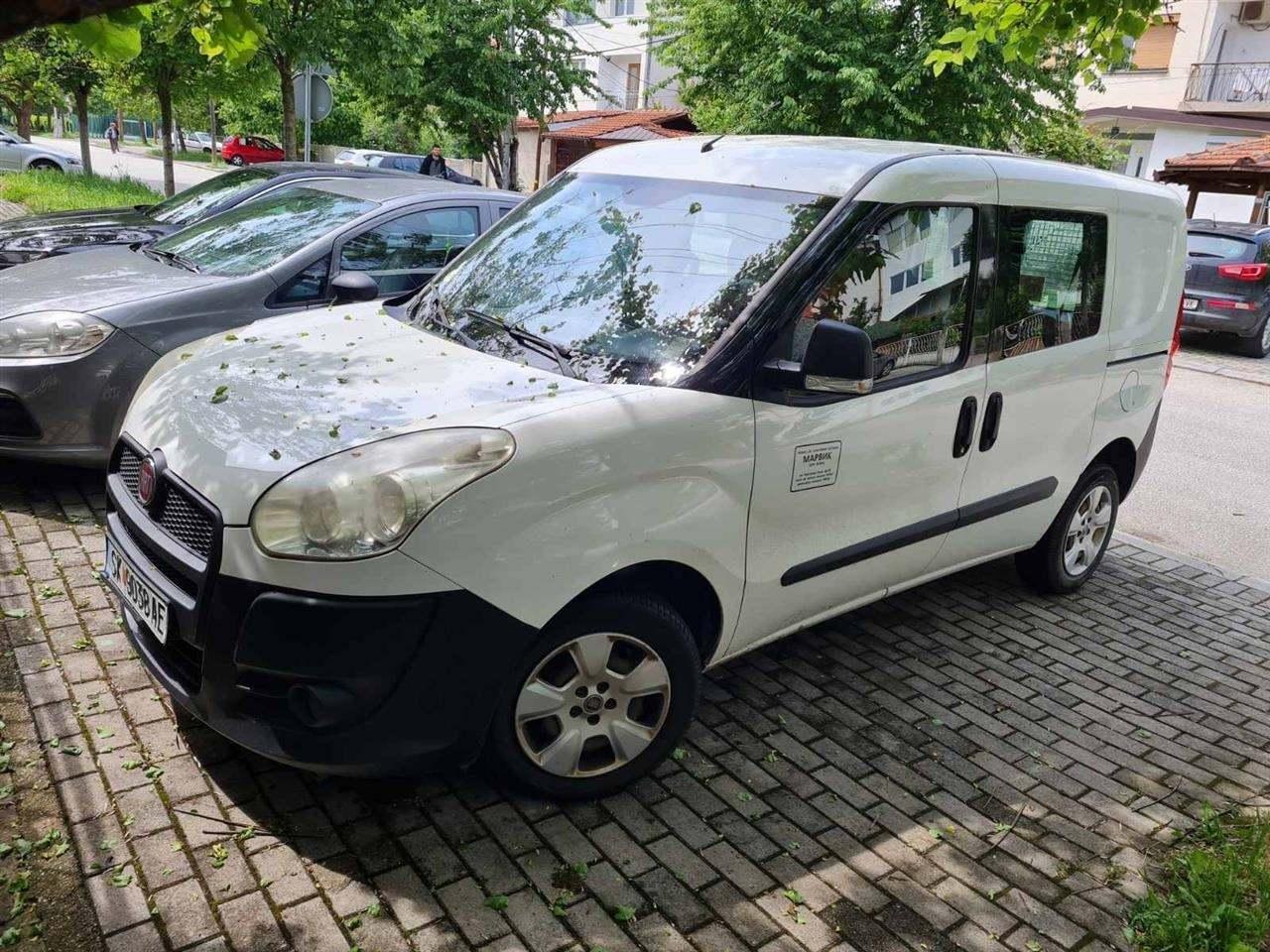 Fiat-Doblo-2014-Cargo-+-5-sedista-585kg-nosivost