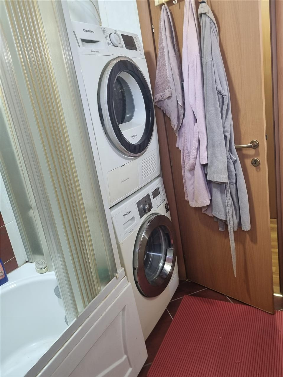 Se-prodava-kukja-vo-Novo-Lisice