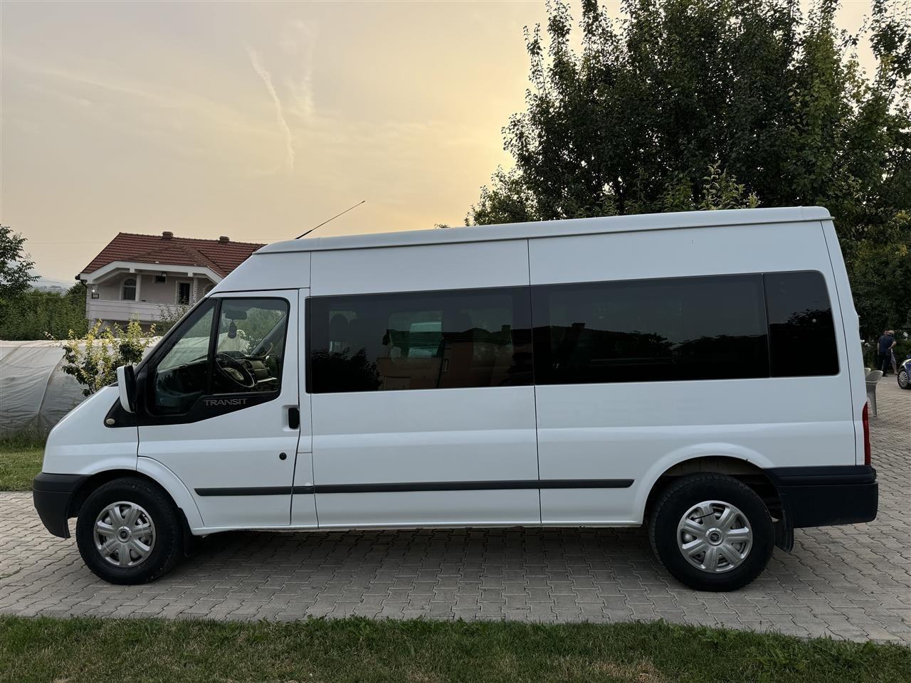 FORD-TRANSIT-9-SEDISTA-SO-KLIMA-