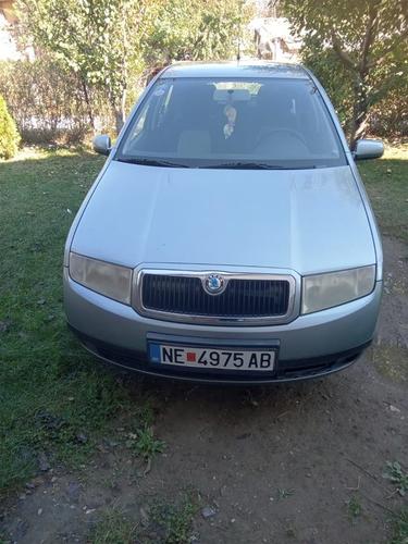 Се продава