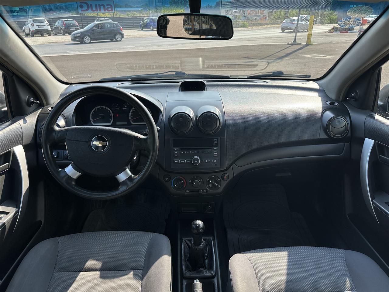 Hyundai-i20-1-2-benzin-2014g-FACELIFT