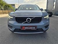 VOLVO XC40 DIESEL 2.0 D3 Momentum Pro Geartronic 2020 God