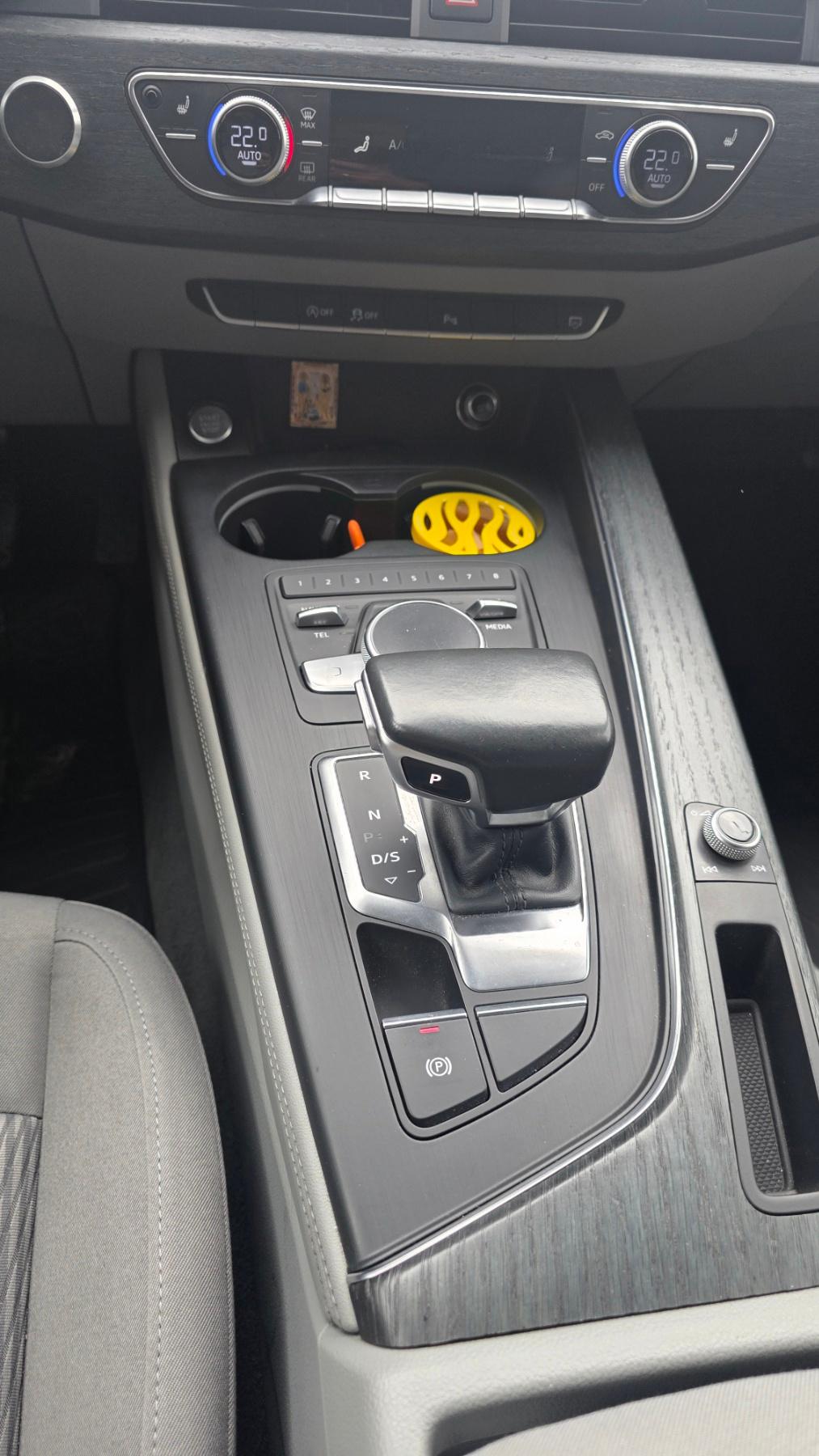 Se-prodava-Audi-A4-Avant
