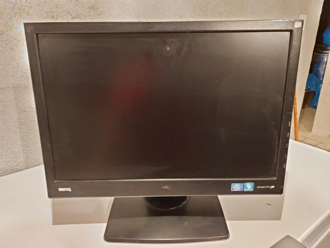 Monitor 19