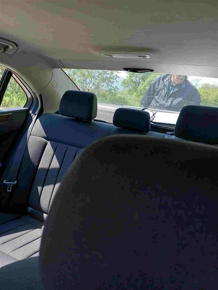 Prodavam--ili-menuvam-----Mercedes-e220---212--2010-godina
