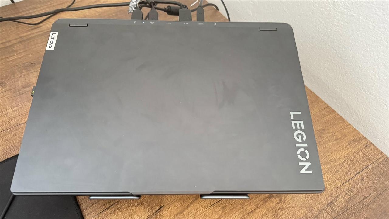 ---NA-PRODAZBA--Lenovo-Legion-5-Pro-16IRX8---