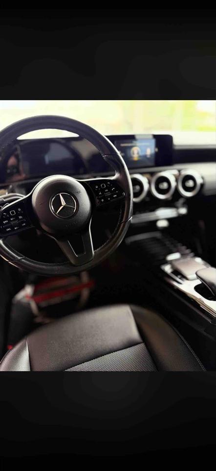 MERCEDES-CLA-200D-AUTOMATIC-BUSINESS