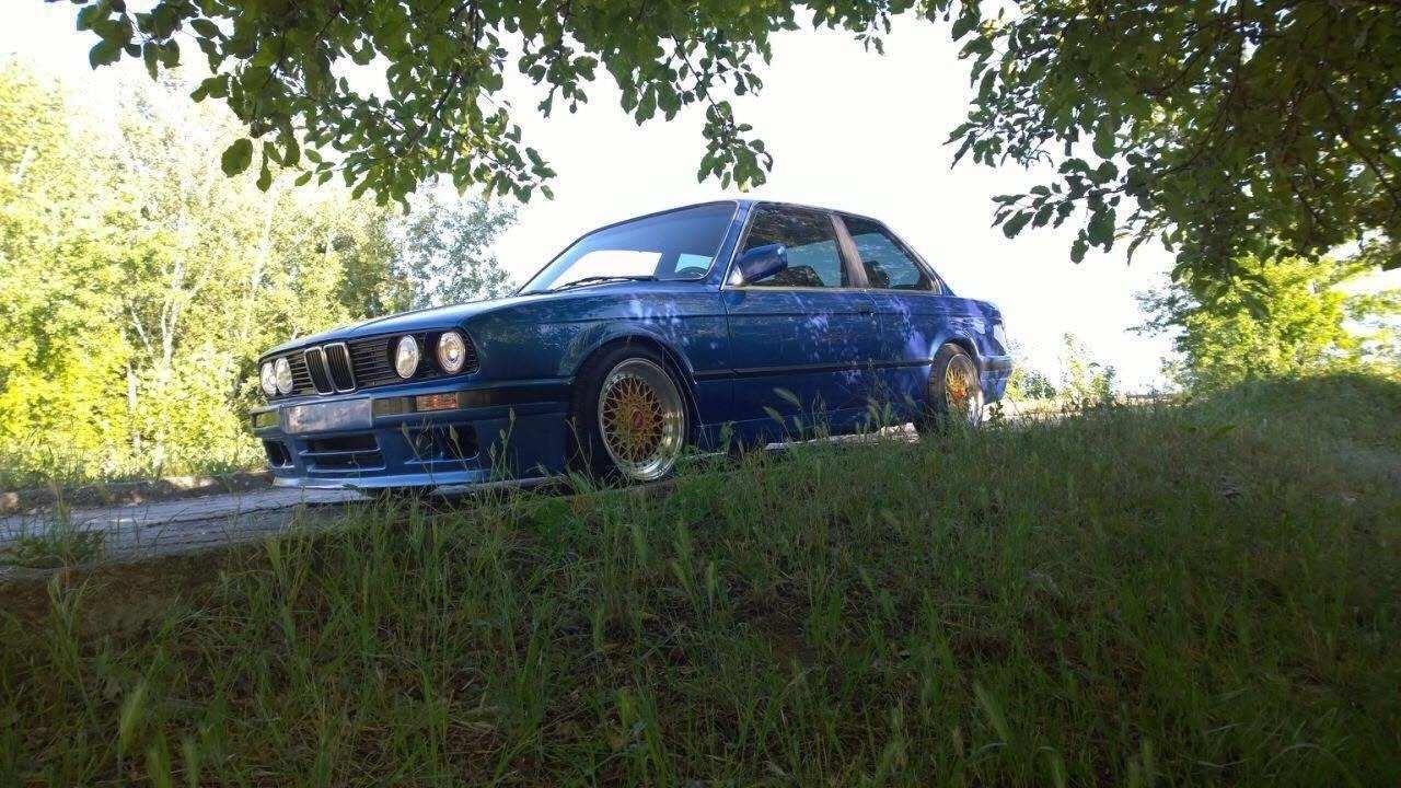 BMW-e30
