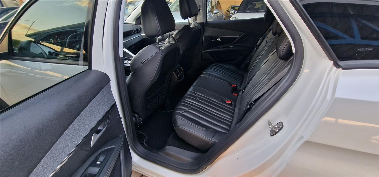 Peugeot-3008-1-6-Bluehdi-120ks-F1-ALLURE-BUSINESS