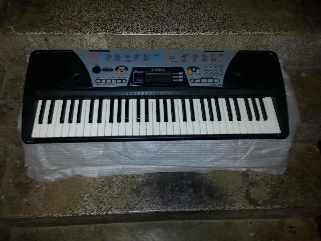 Yamaha-PSR-175