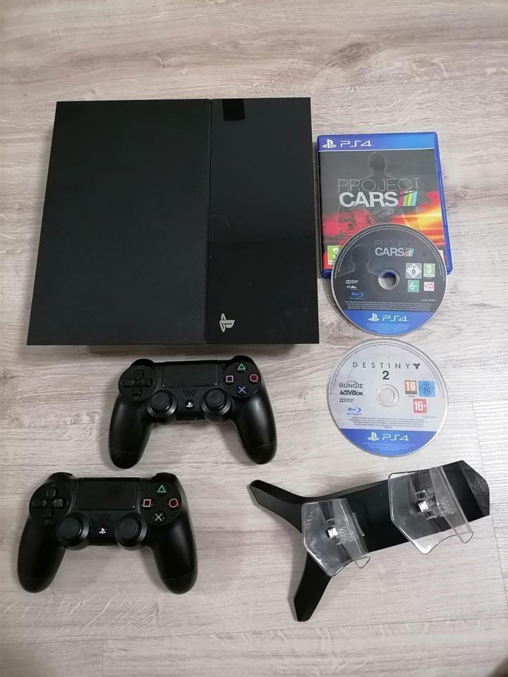 Play-Station-4