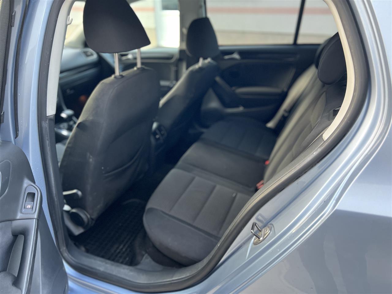 VW-GOLF-6-AVTOMATIK