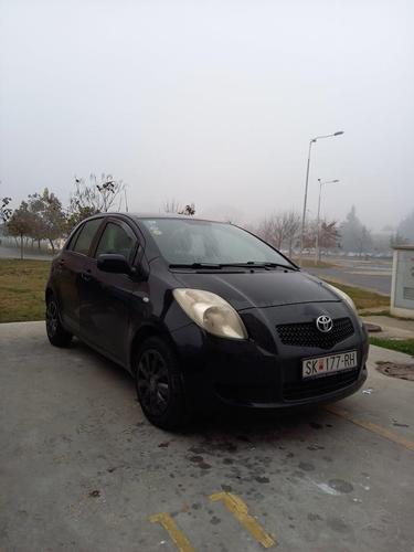 Toyota Yaris 1.0 -07 Neuvezuvana
