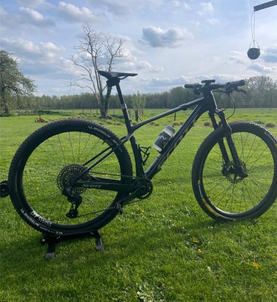 2025-Scott-Addict-RC-Pro