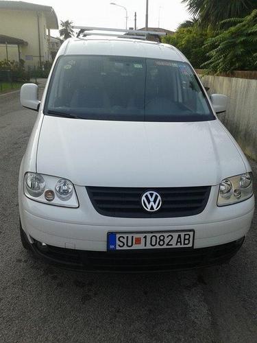 VW Caddy -10